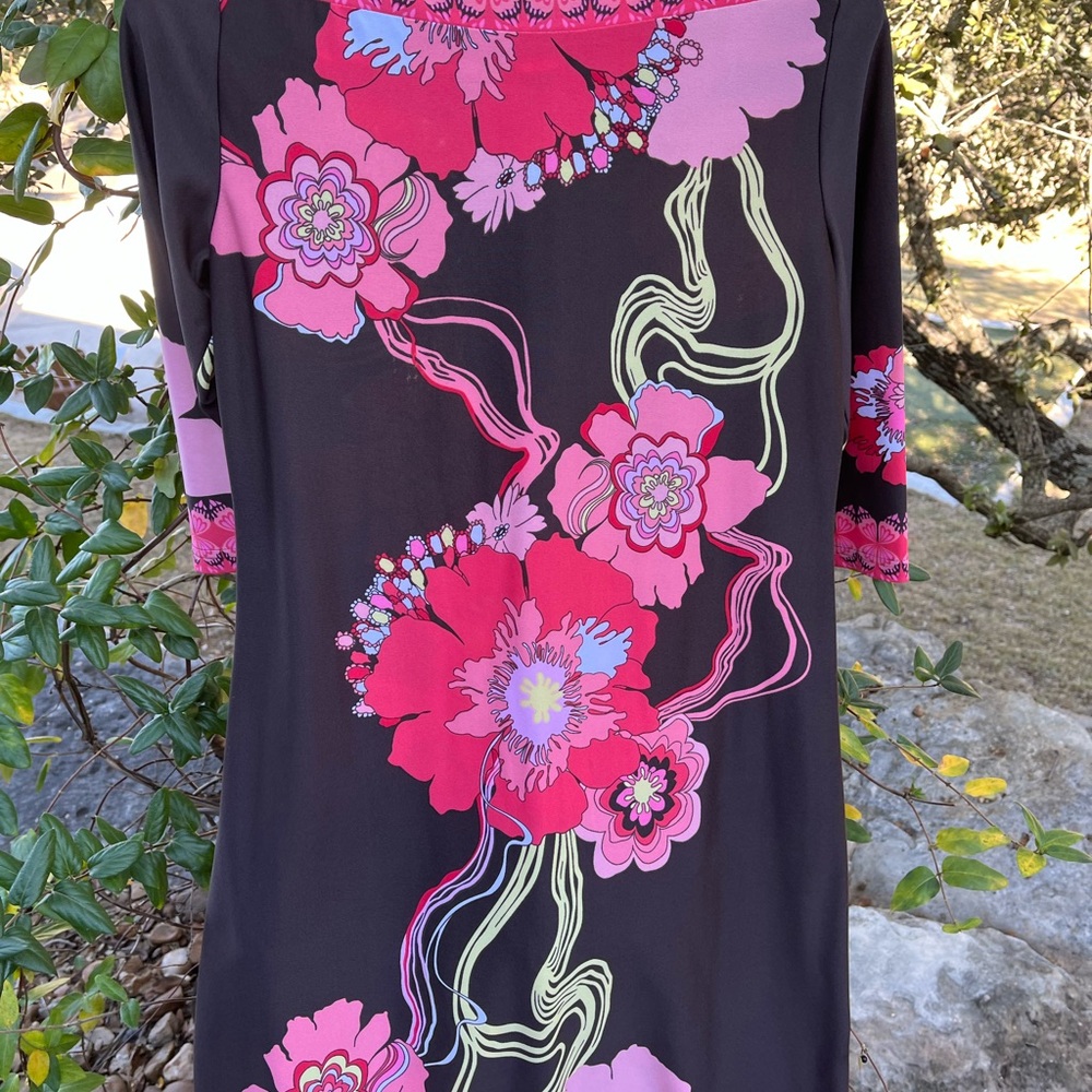 Coral, Pink and Chocolate Brown Floral, Knee-length Dress 🌺